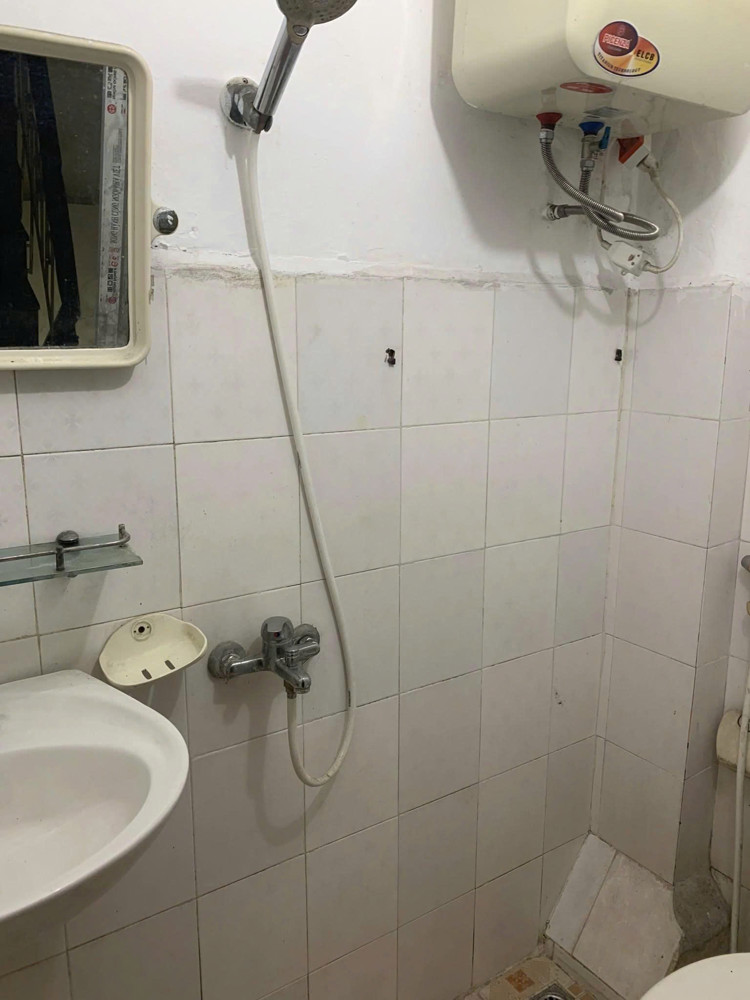 Chính Chủ Cho Thuê Nhà Riêng 4 Tầng Tại Số 2B Ngõ 738 Bạch Đằng, Hai Bà Trưng, Hà Nội - Thuê Lâu