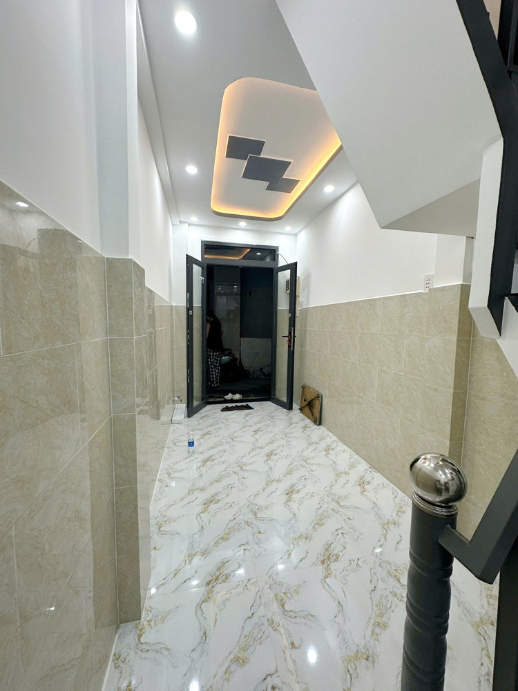Nhà Mới 1 Lầu Ngay Cầu Nguyễn Văn Cừ P.chánh Hưng