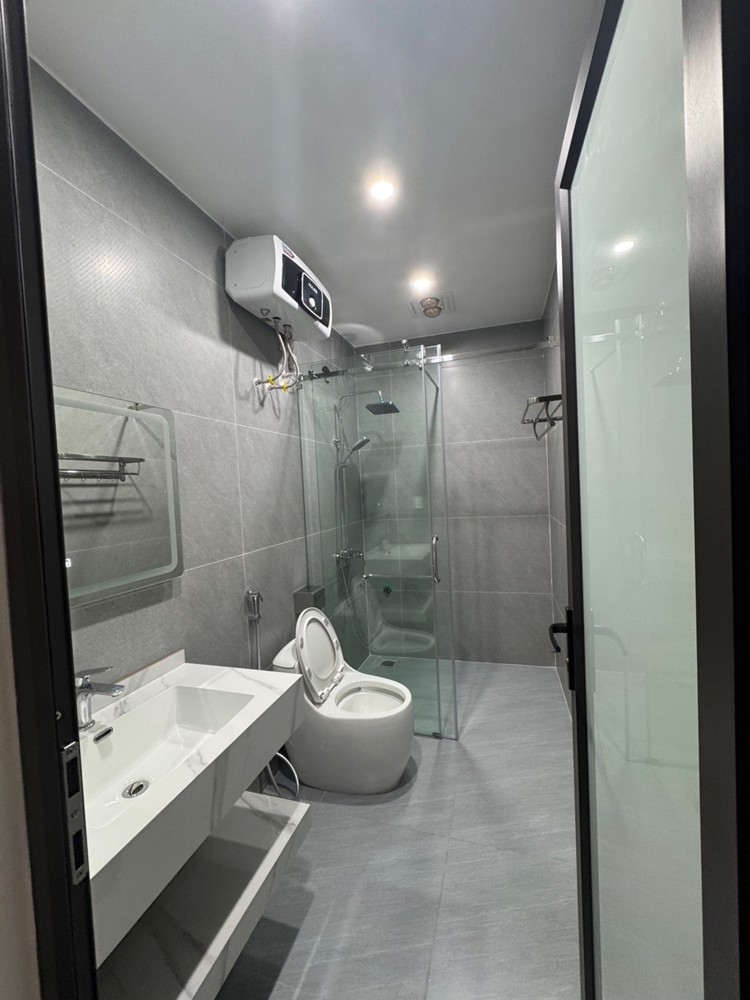 Nhà Đẹp Miếu Hai Xã 80,5M2 - Sân Cổng Rộng 15M