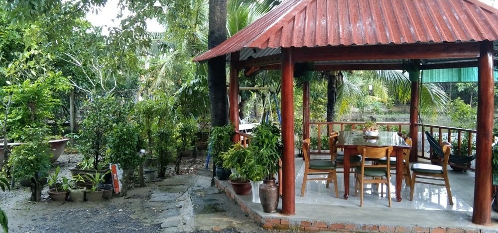 Cần Bán 2193M2 Nhà Vườn Sẵn Có Đất Thổ Cư Hẻm Xe Hơi