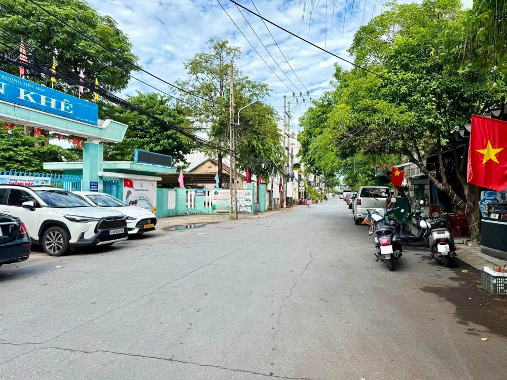 Nhà 2 Tầng Kiệt Ô Tô Đổ Nhựa 6M Đường Trường Chinh