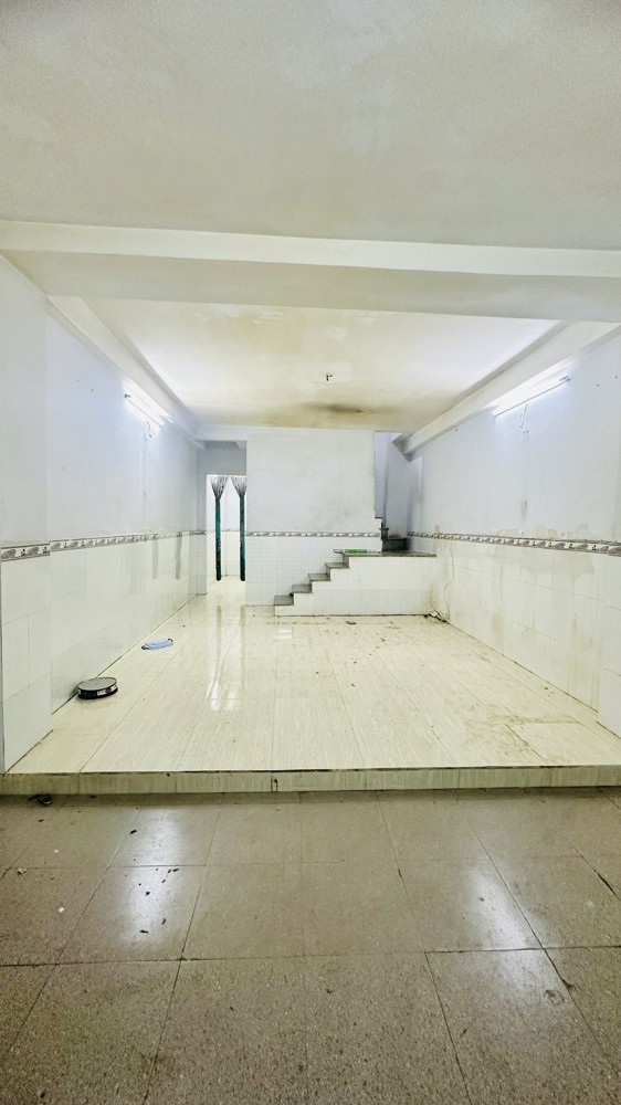 Bán Nhà Hẻm Xe Hơi Âu Dương Lân – Quận 8 – 48M2 – Nhỉnh 5 Tỷ - 0784968131