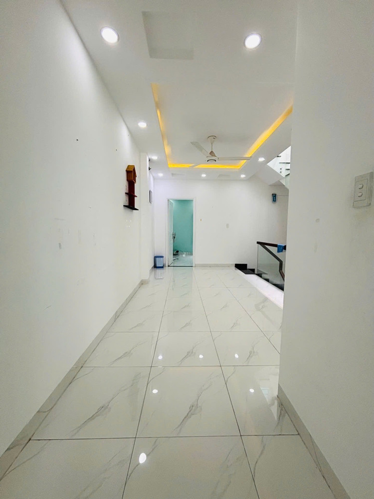 Bán Nhà Kdc Gia Hòa Bình Hưng, Gần Các Trường Đại Học, 100M2, 3 Tầng, Giá 5,9Tỷ