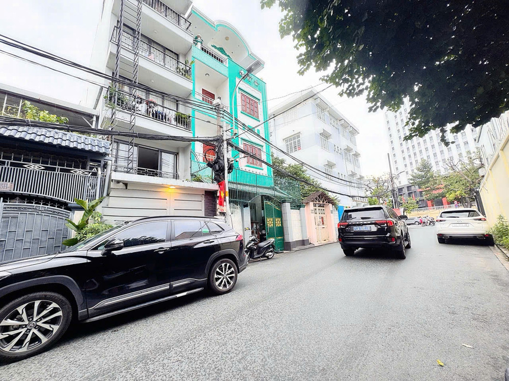 Duy Nhất Nhà Bán Hxh 10M Đ.nguyễn Trãi, Quận 1 - Ngang Hiếm 6,8M*16m - View Bộ Công An Siêu Hiếm *