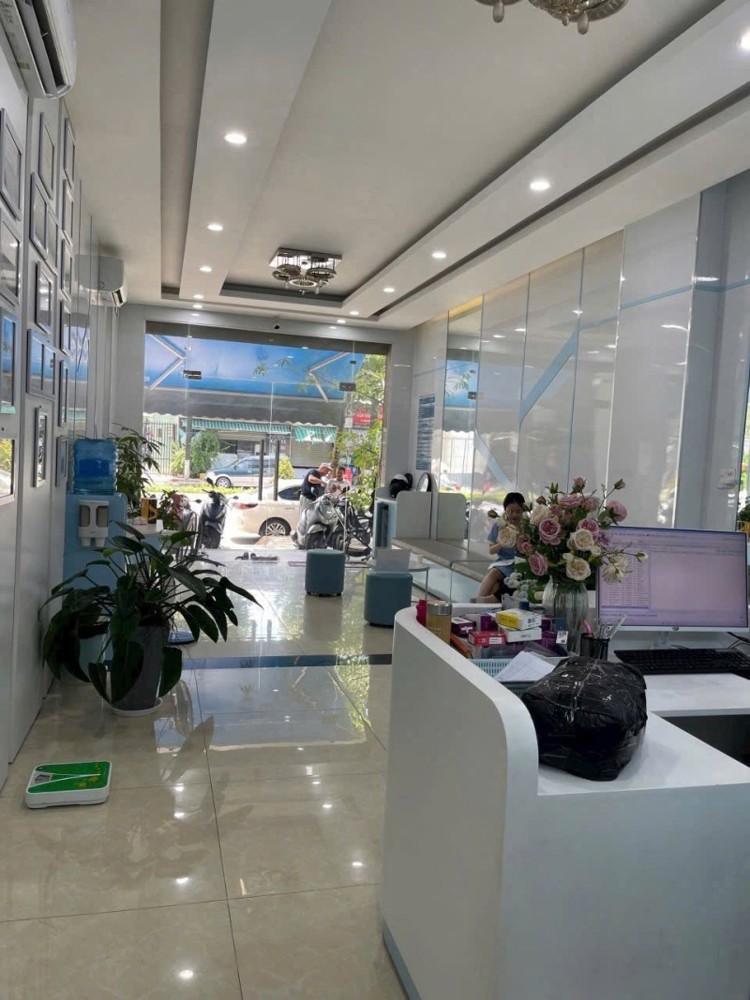 ► Mt Đường 2 Tháng 9, Gần Cầu Tiên Sơn, 109M2, 3.5 Tầng, Dòng Tiền Cho Thuê Kd 40Tr, 13.X Tỷ