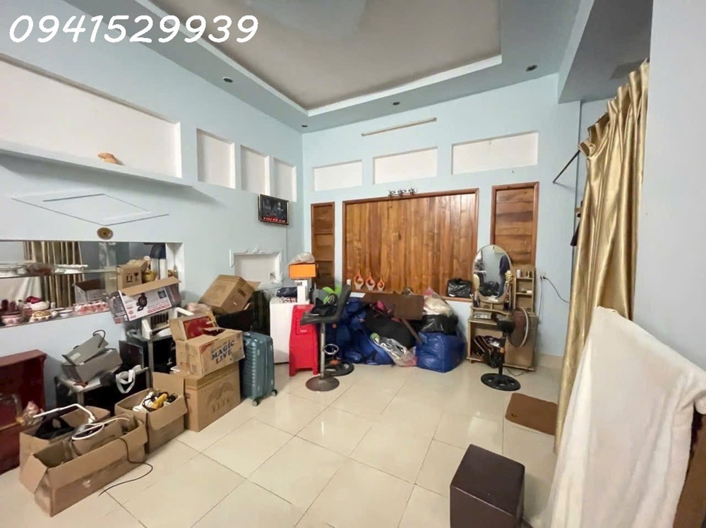 Bán Nhà Câp 4 -Bình Hòa -Gan 200M2 -Giá 4Ty500