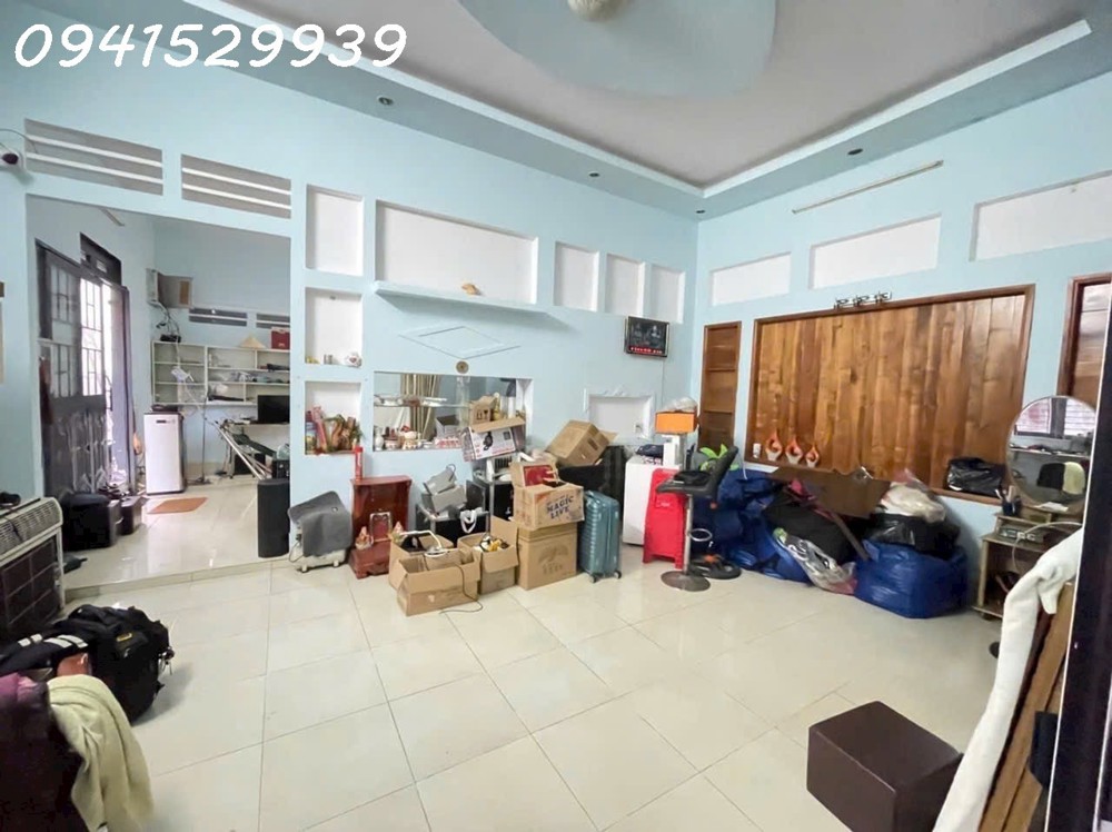 Bán Nhà Câp 4 -Bình Hòa -Gan 200M2 -Giá 4Ty500