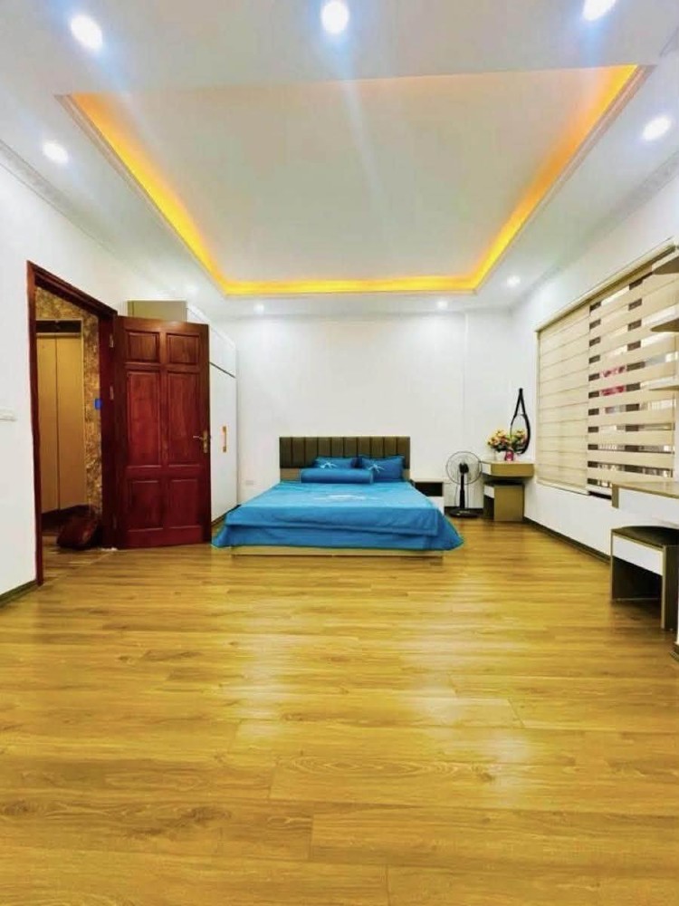 Huỳnh Thúc Kháng – 6 Tầng Thang Máy – Xây Mới – Ngõ Thông – 33M² – Mt 4,4M – 288Tr/m²