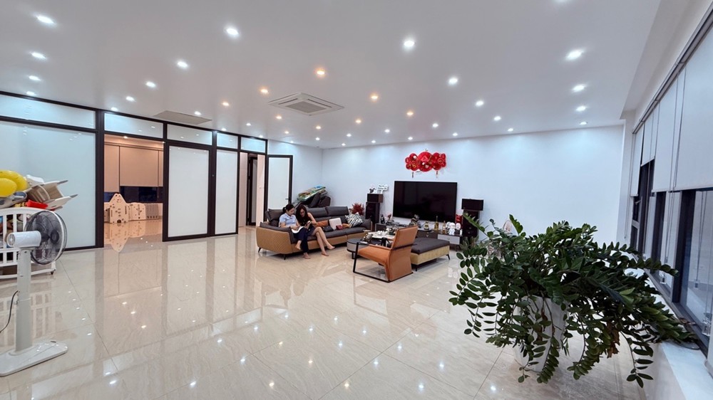 Đẳng Cấp Vinhomes Marina - Biệt Thự Liền Kề 5 Tầng Thang Máy, Sân Vườn, View Thoáng