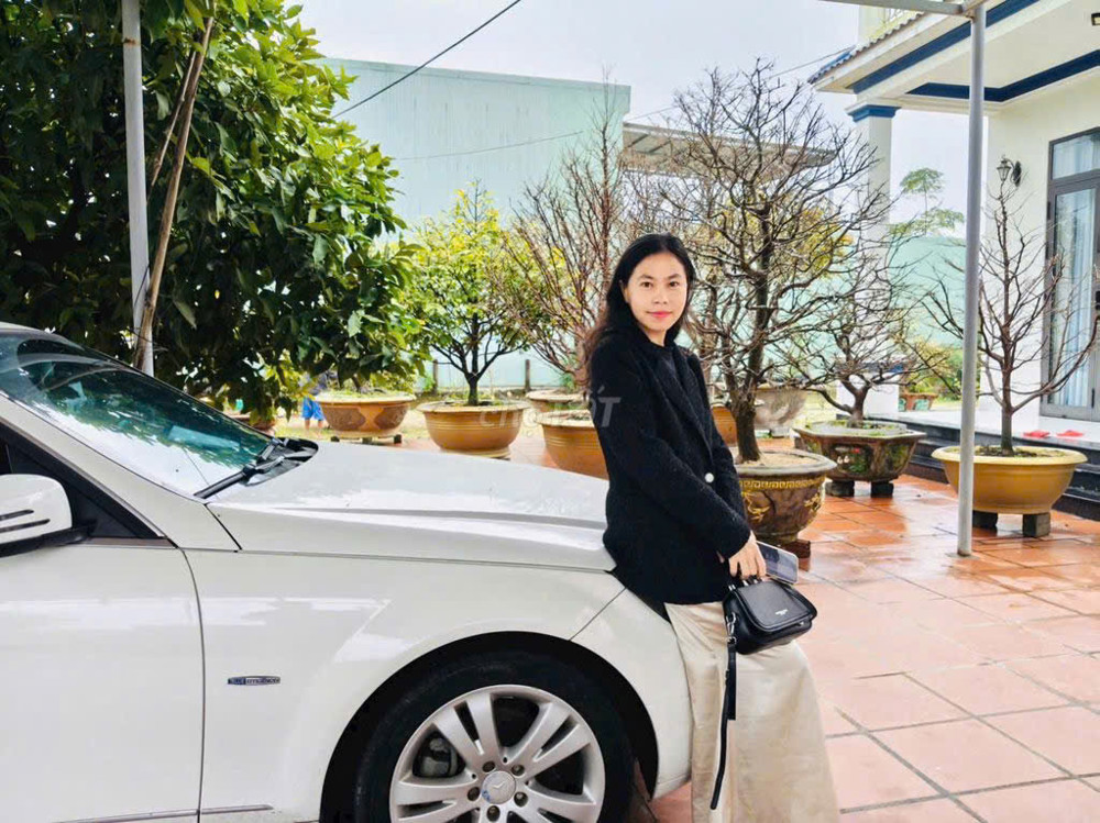 Bán Mercedes-Benz C200 2010 – Màu Trắng – Giá 250 Triệu