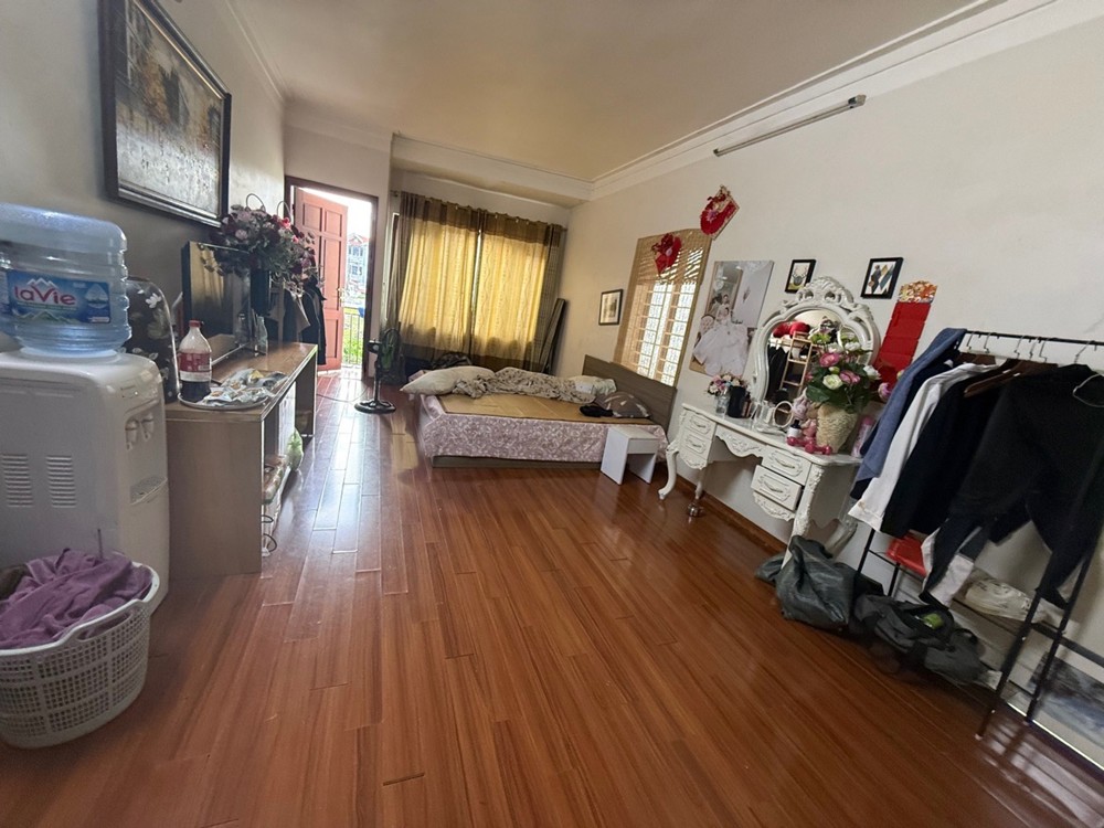 Bán Nhà Nam Đuống, Việt Hưng 86M2, 5 Tầng Mặt Phố Kinh Doanh, 26 Tỷ
