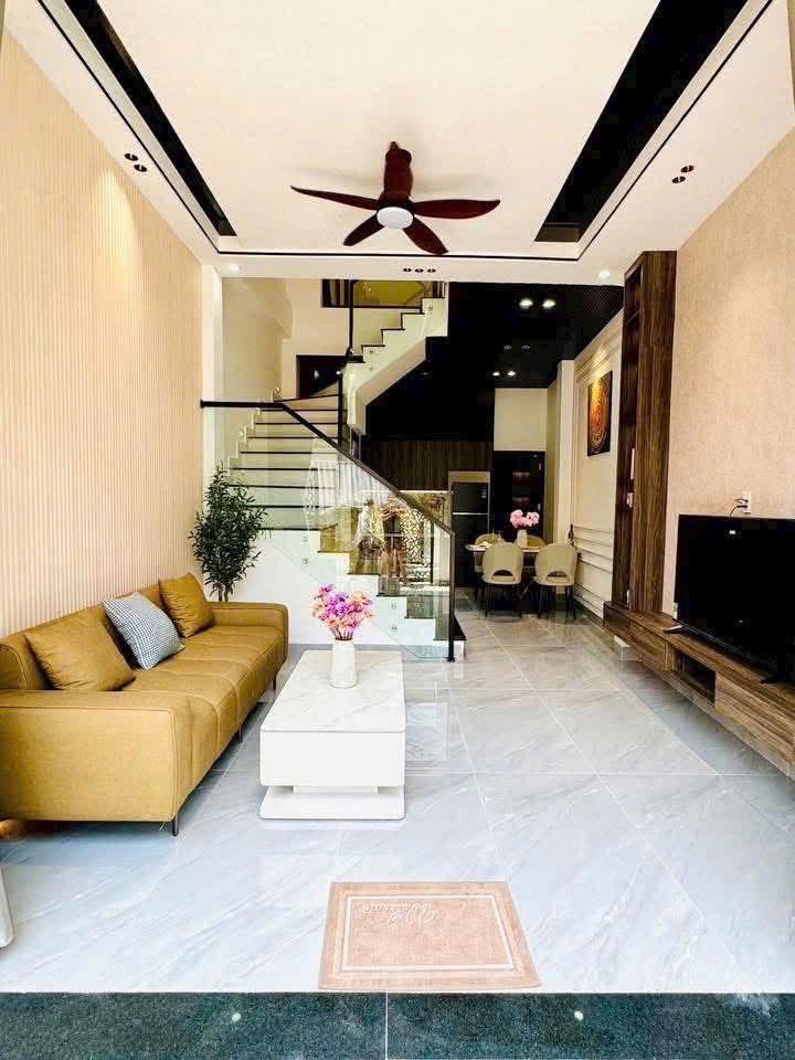Nhà 3 Tầng 3 Mê Kiệt Phạm Văn Nghị - Gần Nguyễn Văn Linh