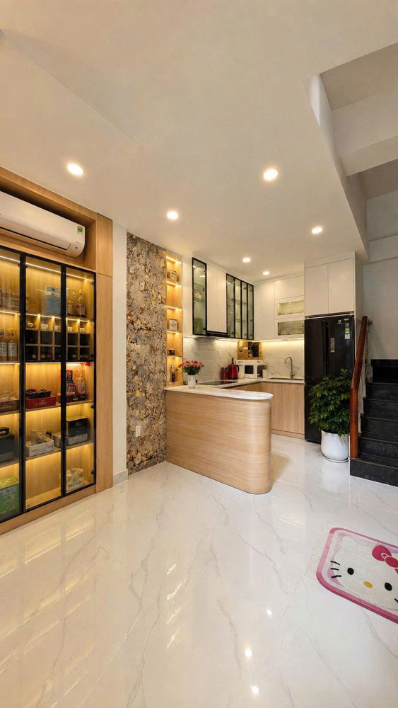 Nhà Mới Quận 3, Nguyễn Đình Chiểu, 5 Tầng, 35 M2, 8.4 Tỷ
