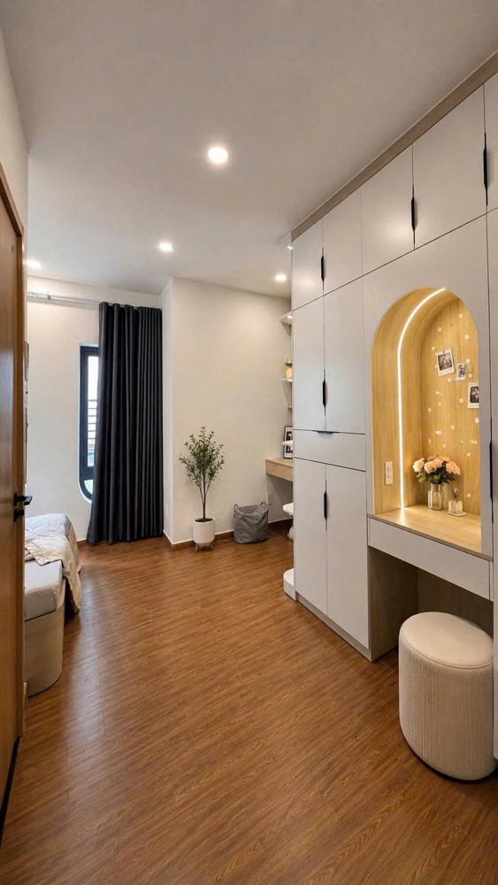 Nhà Mới Quận 3, Nguyễn Đình Chiểu, 5 Tầng, 35 M2, 8.4 Tỷ