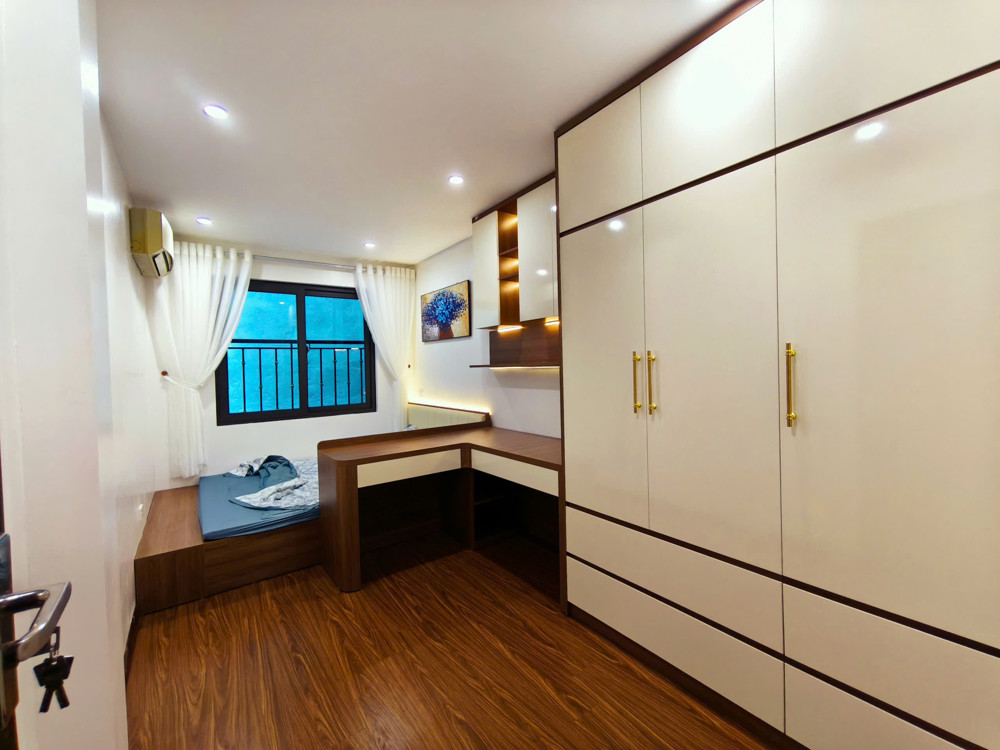 Hiếm! Phân Lô Núi Trúc – Ô Tô Đỗ Cửa – 7 Tầng – Ở + Kinh Doanh – Chỉ 8.6 Tỷ