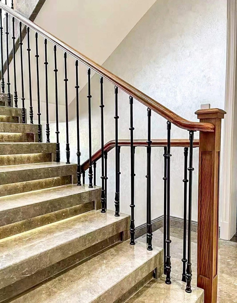 Cho Thuê Nhà, Nguyễn Khánh Toàn, Nguyễn Văn Huyên, 130M2x 3T -30 Tr