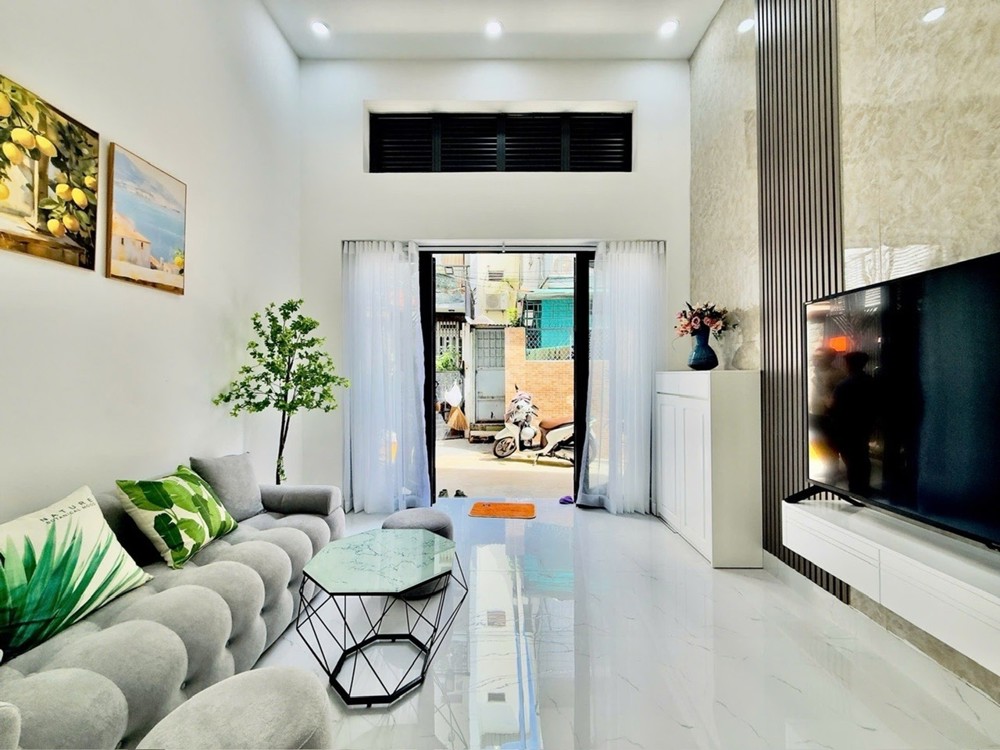 Nhỉnh 6 Tỷ Hẻm 4M, 3Pn, 40M Ra Mặt Tiền Nguyễn Trong Tuyển