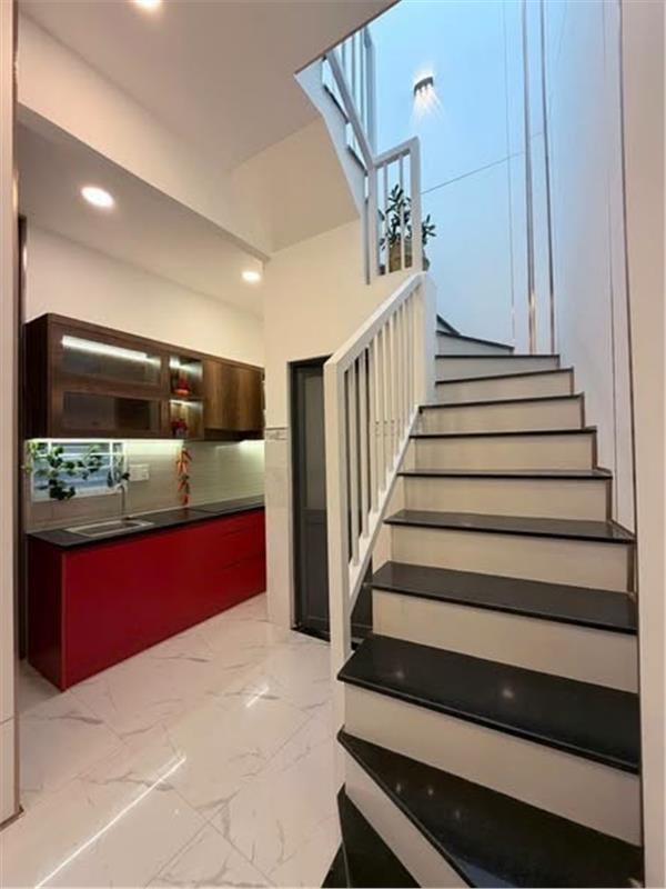 Nhà Đẹp Nơ Trang Long – Ngang 7M!