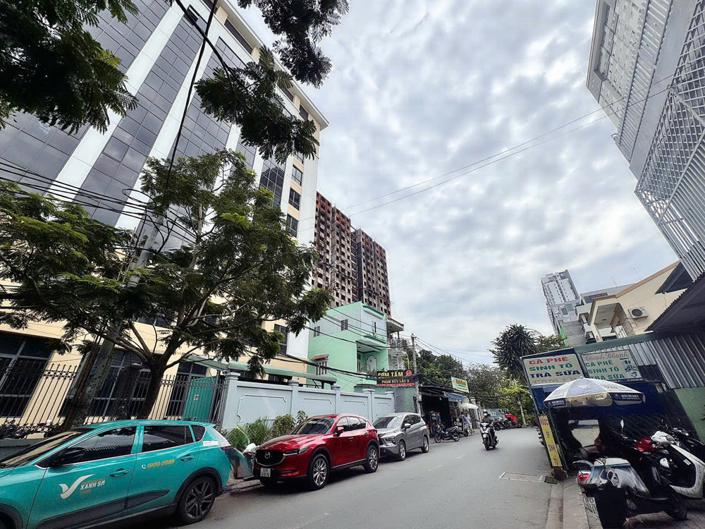 Bán Nhà 3 Tầng Mặt Tiền Kd Đa Ngành Đ.lê Thị Chợ, Quận 7 - Ngang Đẹp 5M*38m Full Thổ Cư - Kv Cấp