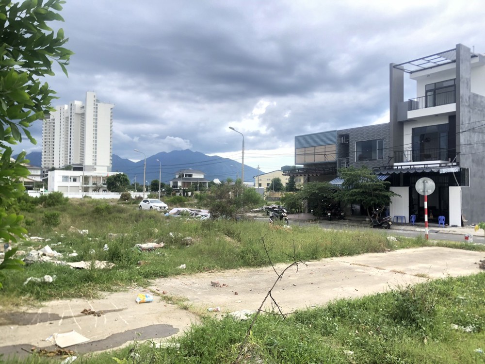 Bán Đất J258 - Đường Xuân Thiều 37 - Kẹp Lối Đi Bộ Và Công Viên