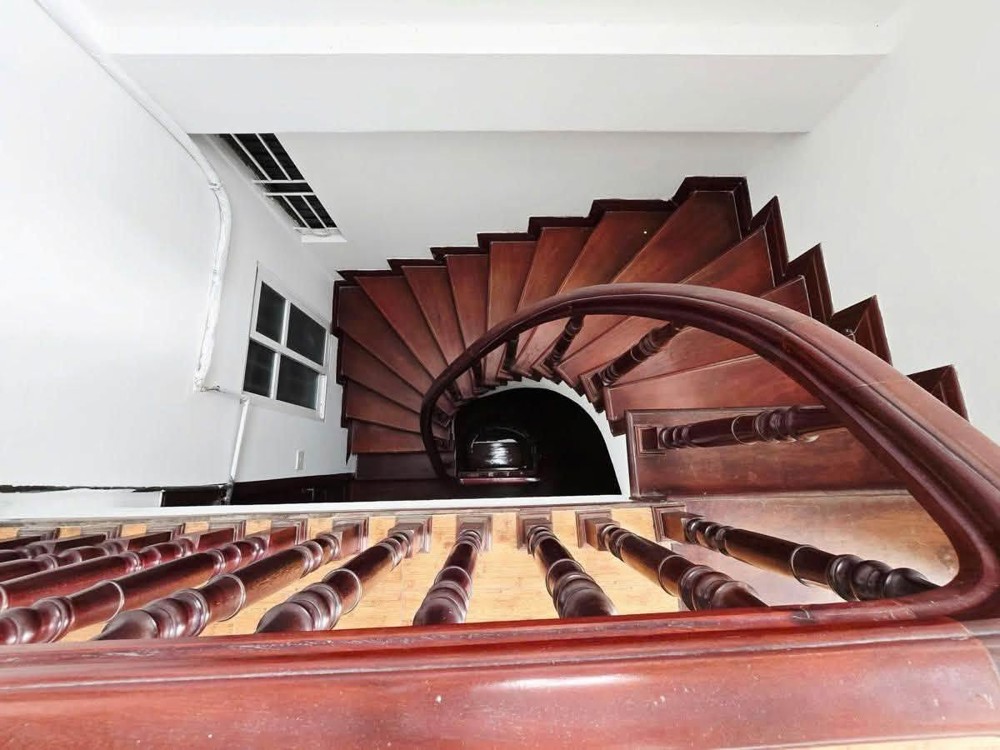 Bán Đất Lô Góc Cầu Giấy – 2 Mặt Thoáng – 89 M2 – Mt 9.5 M – 211 Triệu/m²