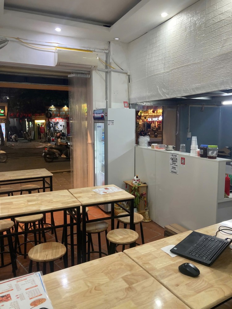 Sang Nhượng Mặt Bằng Kinh Doanh Mặt Đường Tạ Quang Bửu, Hai Bà Trưng, Hà Nội Chỉ 10Tr Có Gác