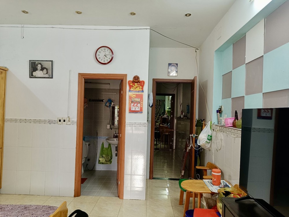 Bán Nhà 3 Tầng Gần Hẻm Xe Hơi Âu Dương Lân, Quận 8 – 96M2– 6Pn – Chỉ 70Tr/m2 – Lh 0784968131