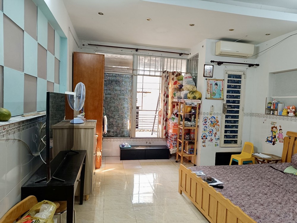 Bán Nhà 3 Tầng Gần Hẻm Xe Hơi Âu Dương Lân, Quận 8 – 96M2– 6Pn – Chỉ 70Tr/m2 – Lh 0784968131