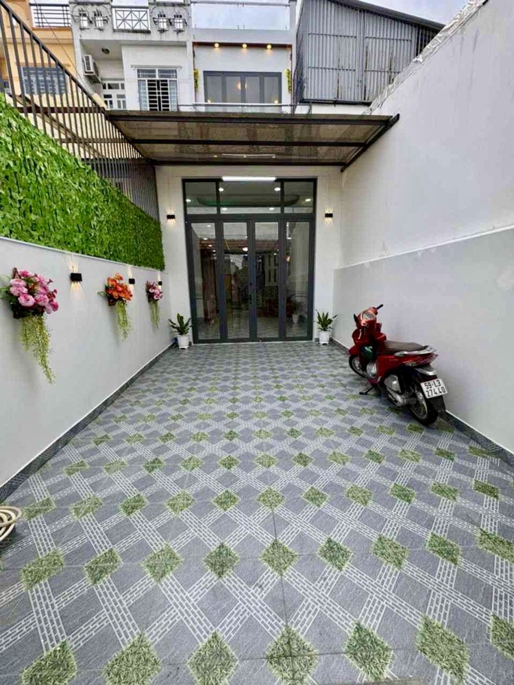 Bán Nhà Đường Xe Hơi - Mai Hắc Đế Q8 - 4,2X25m - 3 Tầng - 5Pn - Nhỉnh 6 Tỷ- Lh 0784968131