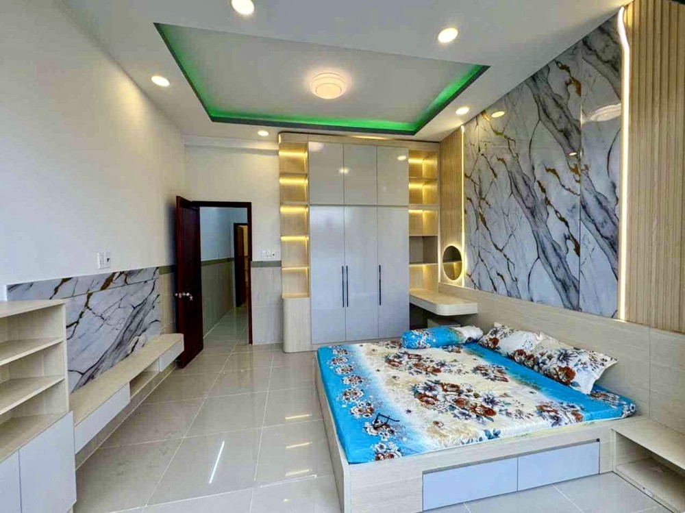Bán Nhà Đường Xe Hơi - Mai Hắc Đế Q8 - 4,2X25m - 3 Tầng - 5Pn - Nhỉnh 6 Tỷ- Lh 0784968131
