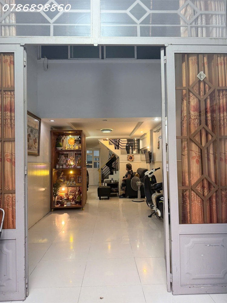 Bán Nhà 3 Tầng Mặt Tiền Hưng Phú – Quận 8