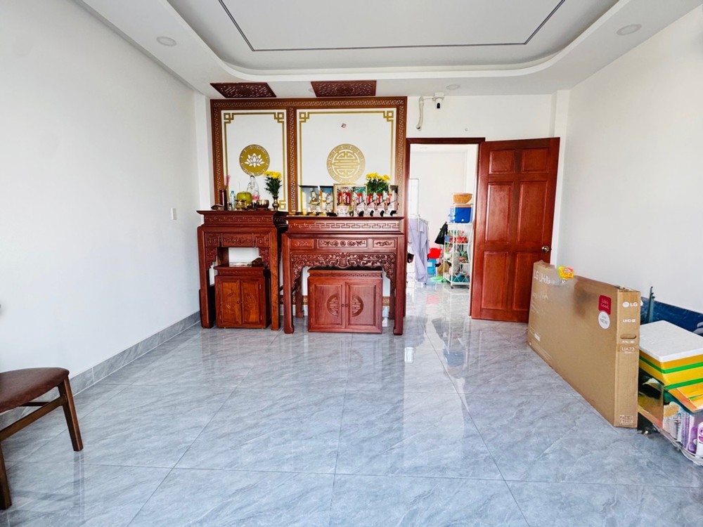 Chỉ 6.8 Tỷ - Nhà 5 Tầng Đúc Mới - 220M2 Sàn - Hẻm Ô Tô Thông - Ngang 4.6M Ô Tô Vào Nhà - Kề Tân