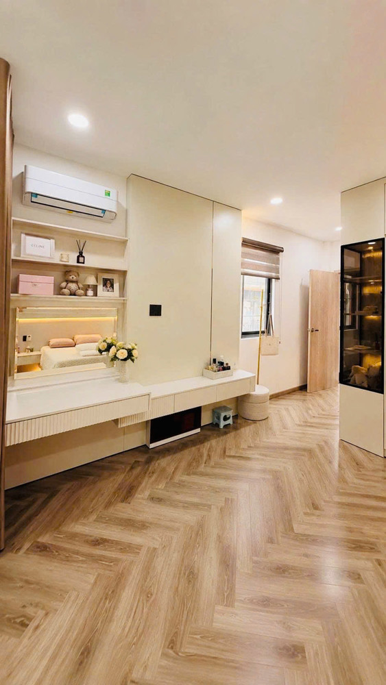 Bán Nhà Hẻm Xe Hơinguyễn Đình Chiểu, Quận 3, 63 M2, 15.5 Tỷ