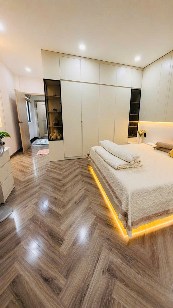 Bán Nhà Hẻm Xe Hơinguyễn Đình Chiểu, Quận 3, 63 M2, 15.5 Tỷ