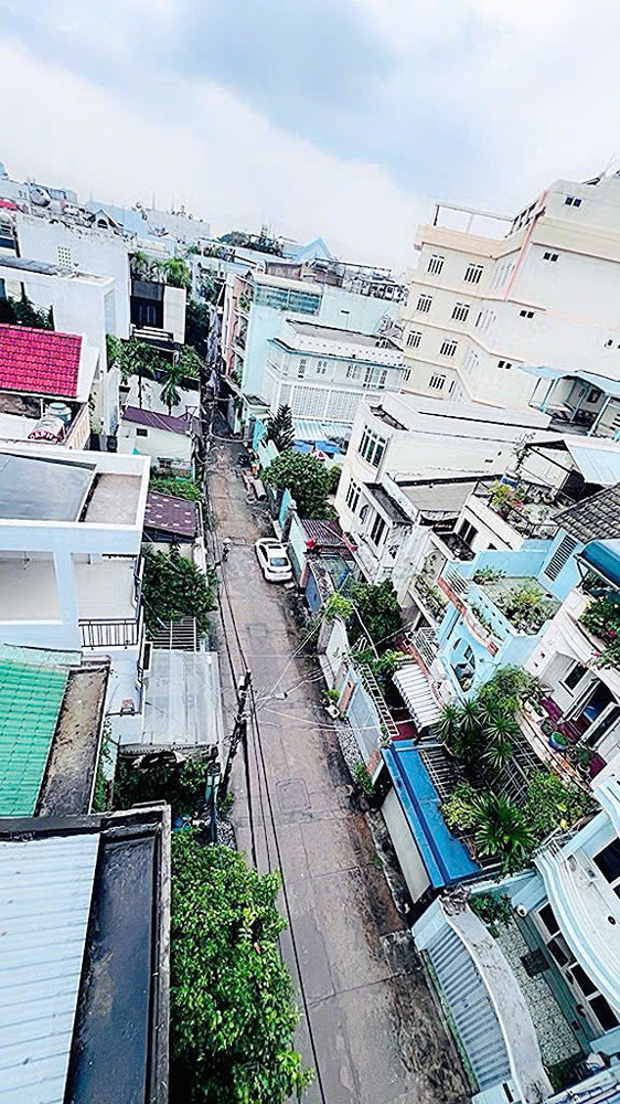 Hiếm Bán Ngang 5,5M*19m - Đường 10M Xe Hơi Đậu Ngày Đêm Đ.cách Mạng Tháng 8, Q3 - Căn Góc 2 Mặt