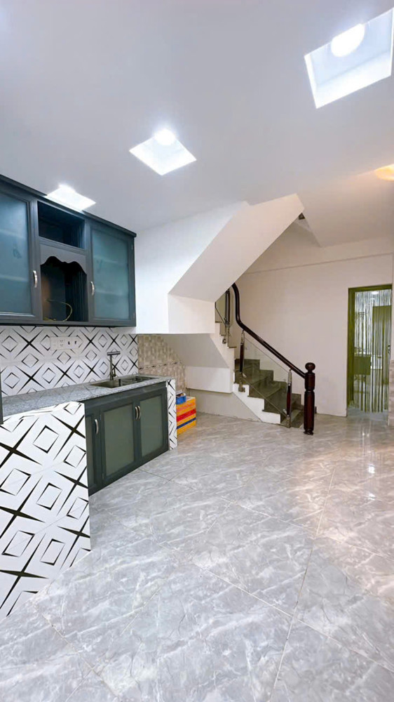 Bán Nhà Ngang 3.1 X 10.5 - 4 Tấm Có 5Đ