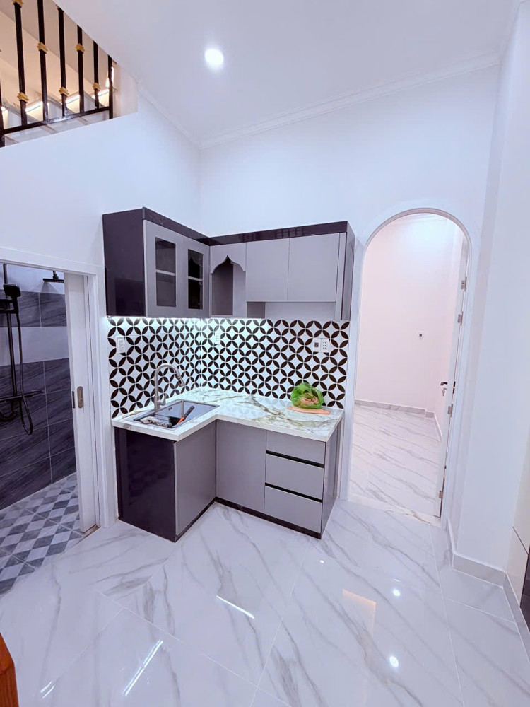 Bán Nhà Mới Sát Hẻm Mặt Tiền Xe Hơi Q4có 3 Đ