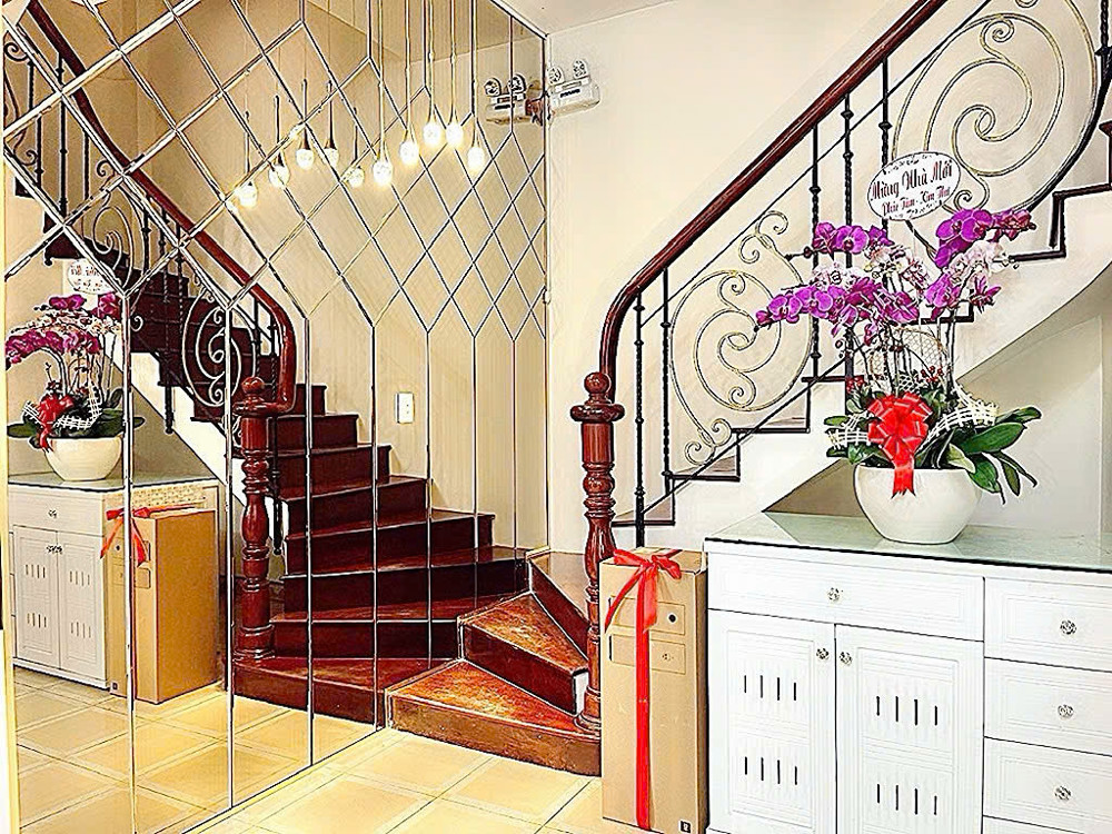 Bán Biẹt Thự Mini Kiến Trúc Kiểu Pháp Đẹp & Sang Chảnh Đ.đặng Dung, Quận 1 - Ngang Lớn 7M*8m* Liên