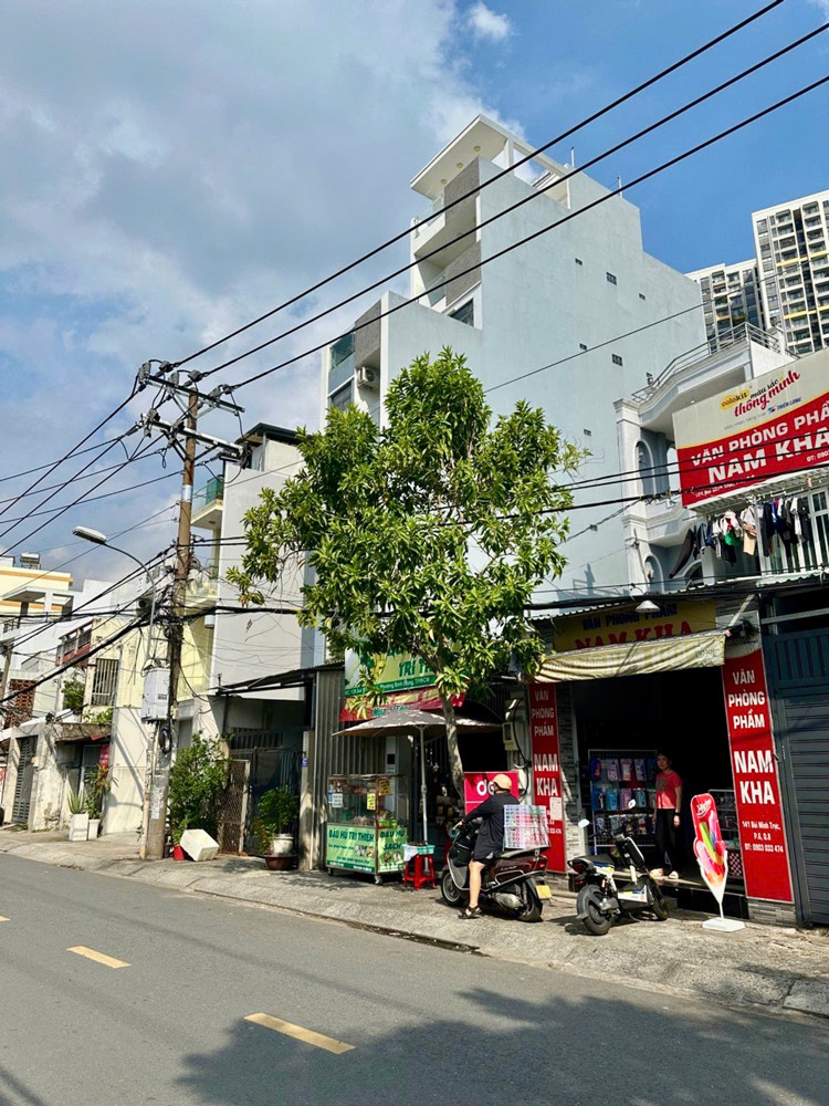 Bán Nhà Mặt Tiền Kinh Doanh Bùi Minh Trực – P.6 Quận 8 – 80M2– 12 Tỷ – Lh 0784968131