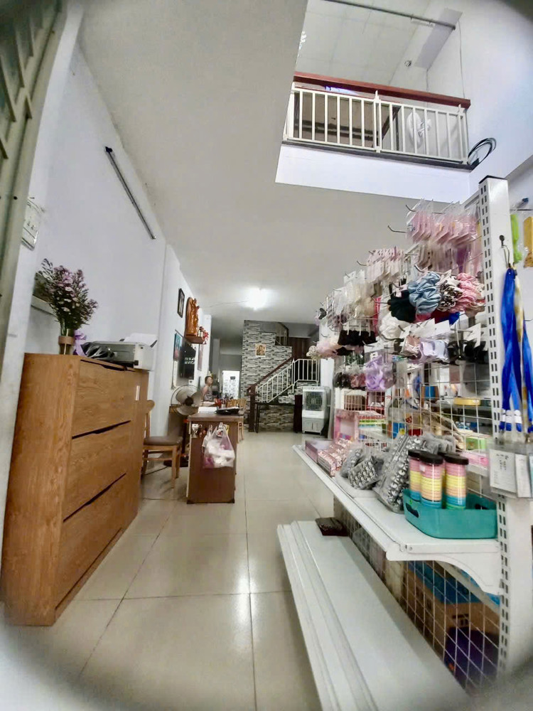 Bán Nhà Mặt Tiền Kinh Doanh Bùi Minh Trực – P.6 Quận 8 – 80M2– 12 Tỷ – Lh 0784968131