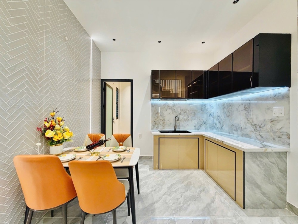 [O2877] Nhà Mới Ở Ngay Sát Chợ Xóm Mới - Giá 5.X Tỷ