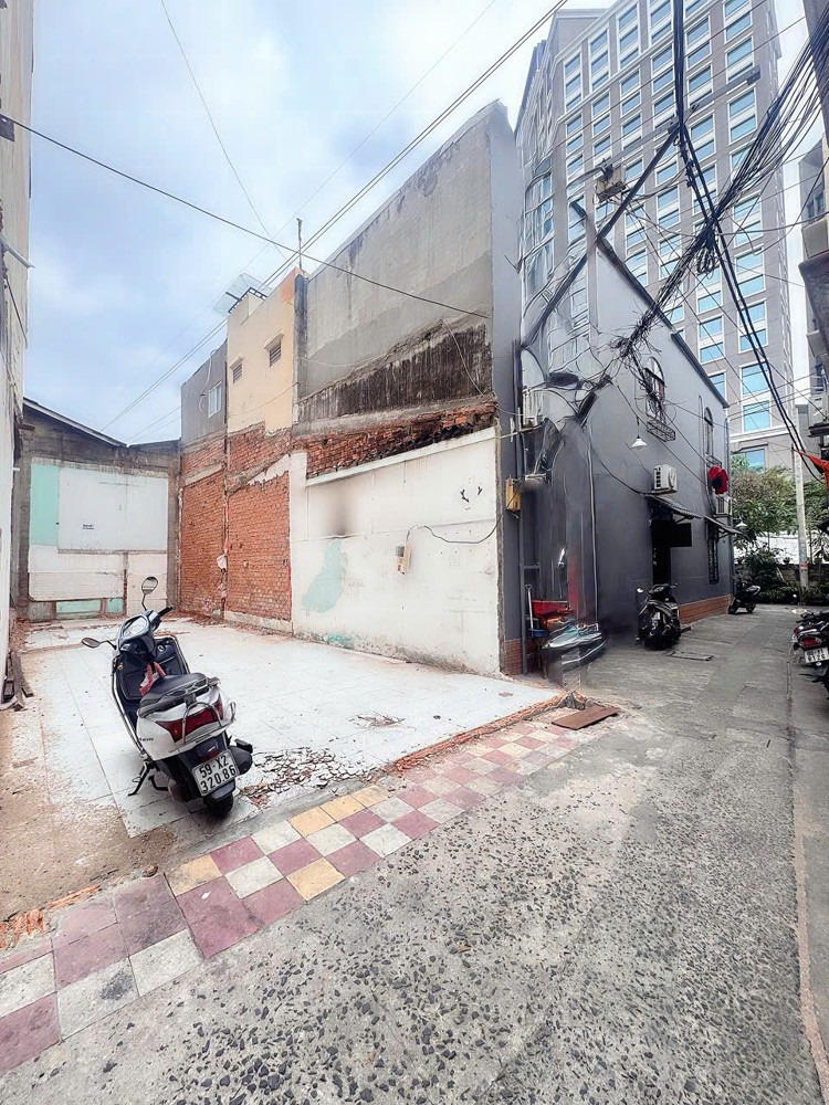 Bán Đất Hxh Đ.phạm Viết Chánh, P.nguyễn Cư Trinh, Quận 1 - Dt 69M2 - Ngang Lớn 4,6M*15m - Chủ Tặng