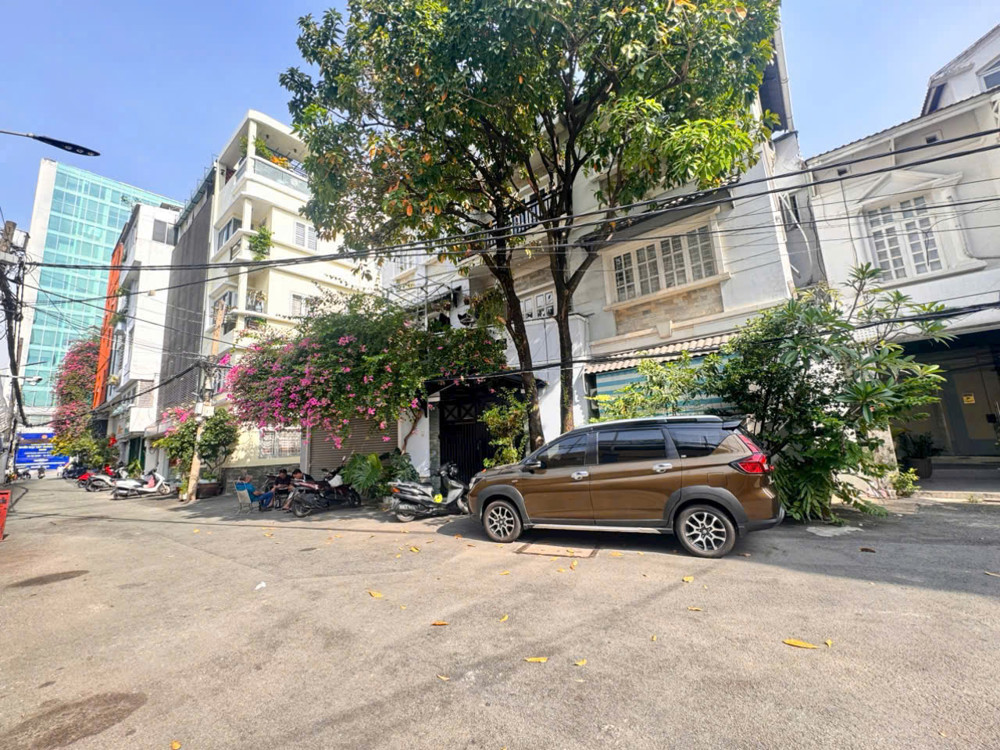 Ngang Lớn 6,8M*24m - Hxh 8M Đ.nguyễn Thị Minh Khai, Bến Nghé, Quận 1 - Ngay Sát Đài Truyền Hình Htv