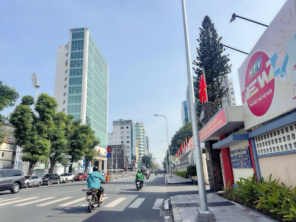 Siêu Hiếm Ngang Lớn 8M*8,5M - Bán Nhà 5 Tầng Thang Máy Mặt Tiền 8M Đ.nguyễn Thị Minh Khai, Quận 1 