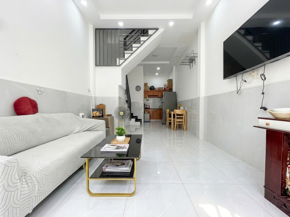 H2879 Nhà Vuông Vức Có S.thượng Gần Chợ An Nhơn - Giá 3.X Tỷ