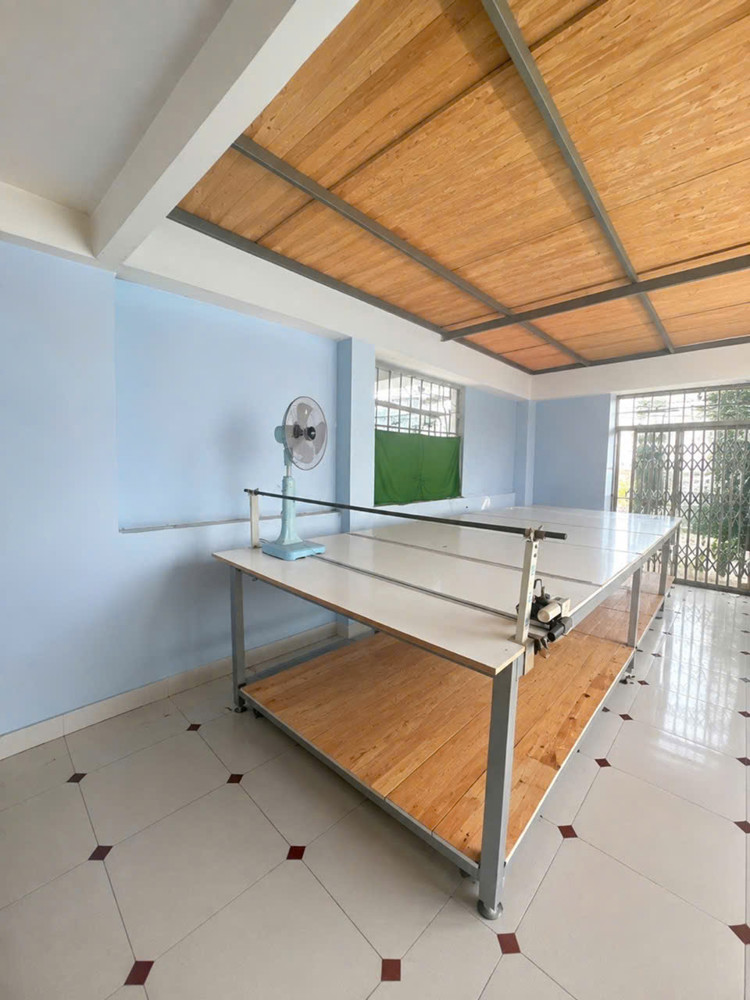 Nhà 4 Tầng Bùi Thế Mỹ, Dt 70M2, Ngang 4M, 4Pn, 3Wc, Giá 8.3 Tỷ