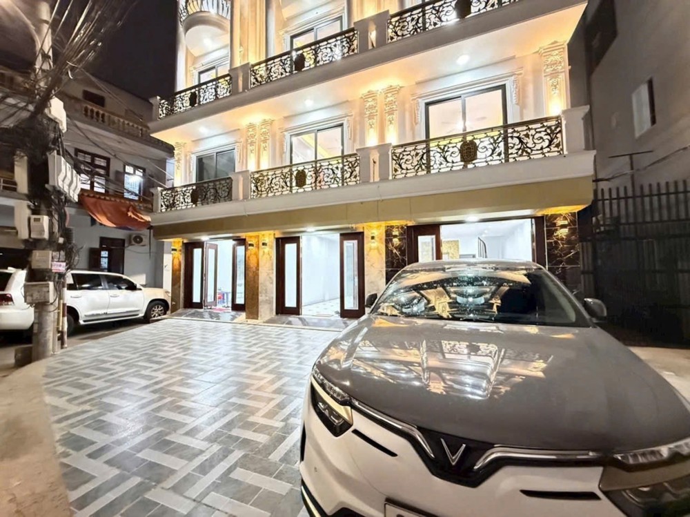Bán Nhà Tư Đình, Long Biên 40M2- 6 Tầng Thang Máy- Ô Tô Tránh Đỗ- 13 Tỷ