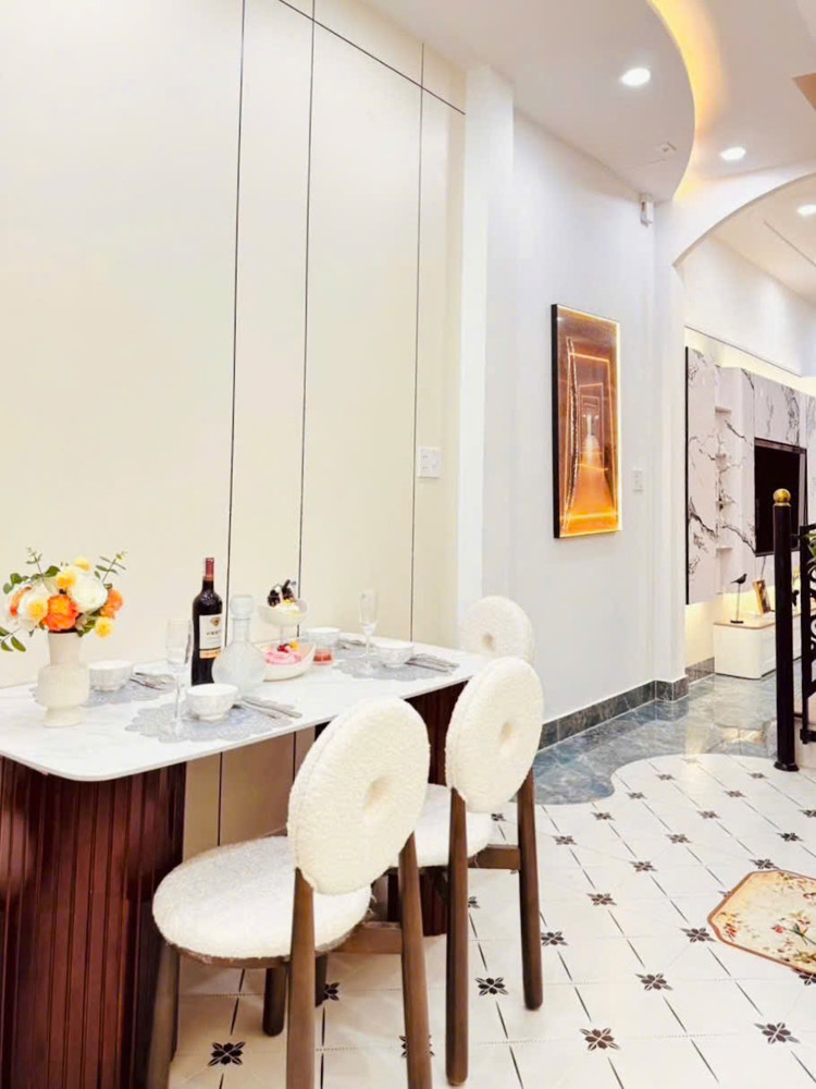Bán Nhà Hẻm Ô Tô Đoàn Thị Điểm, Quận Phú Nhuận, 40 M2, 12.85 Tỷ