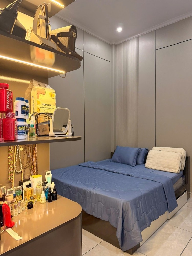 Bán Nhà 316M2, 2 Tầng, Đường Hàng Tre, Phường Long Thạnh Mỹ, Q.9, Thủ Đức, Tp Hcm, Giá 14.9 Tỷ