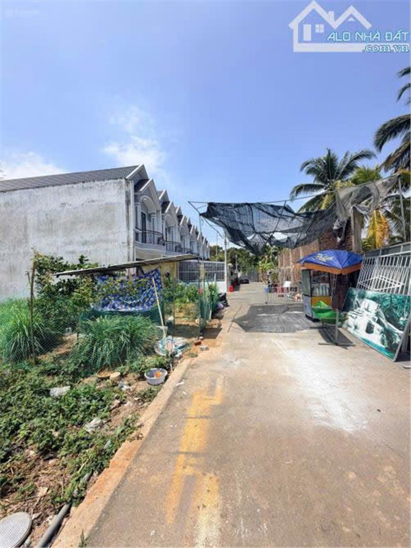 Chính Chủ Cần Bán 2 Lô Liền Kề - Thổ Cư 100% Đường Đồng Khởi, Phường 9, Tp Trà Vinh, Trà Vinh